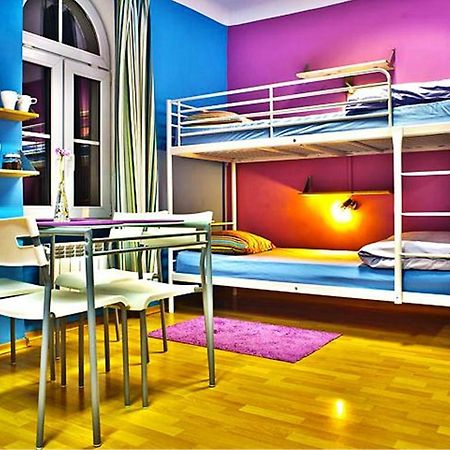 Nathan'S Villa Hostel Warsawa Bagian luar foto