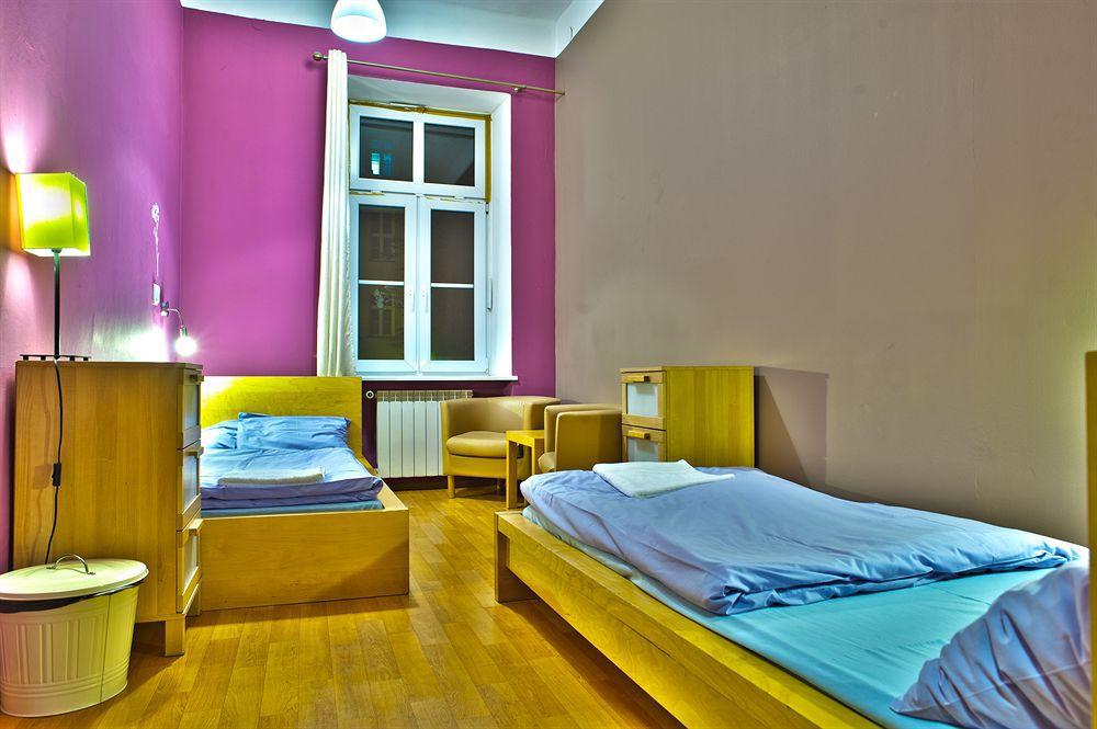 Nathan'S Villa Hostel Warsawa Bagian luar foto