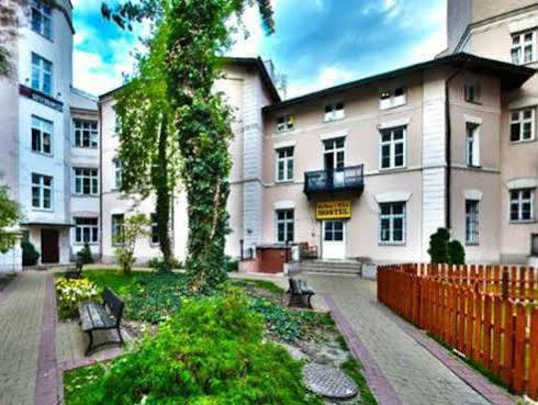 Nathan'S Villa Hostel Warsawa Bagian luar foto